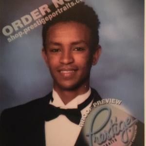 Meet your Posher, Yonas